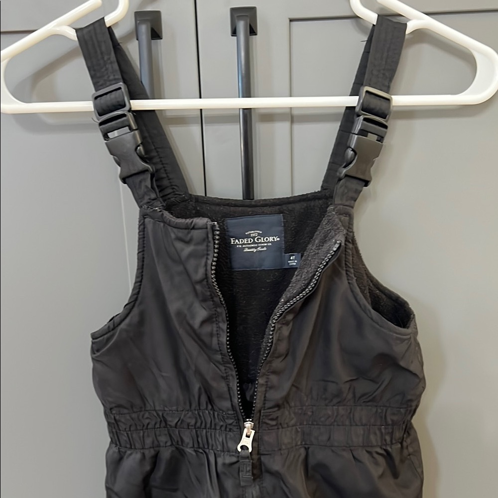 Faded Glory Black Overall bibs - Picture 3 of 6